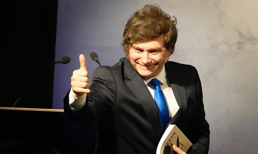 El presidente Javier Milei durante una comunicación oficial