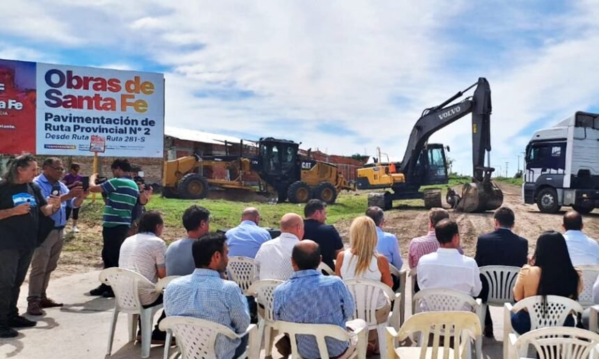 Presentación oficial de la pavimentación de la Ruta Provincial Nº 2, un proyecto clave para mejorar la conectividad entre San Justo y Saladero Cabal.