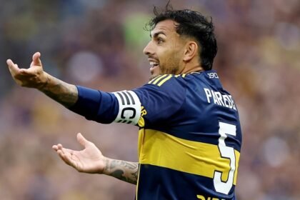 Leandro Paredes, en acción durante un partido oficial con la camiseta de Boca Juniors.