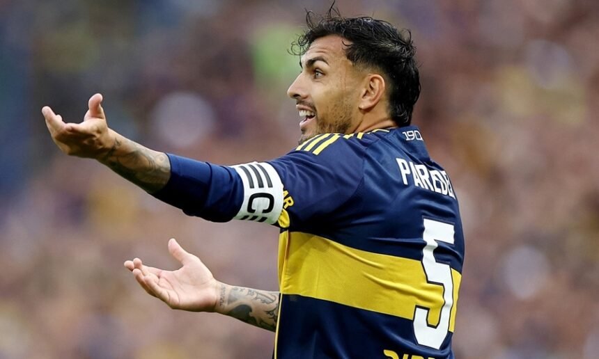 Leandro Paredes, en acción durante un partido oficial con la camiseta de Boca Juniors.