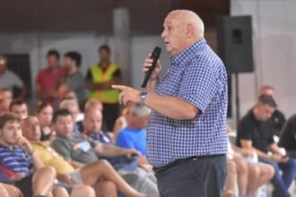 Luis Spahn, presidente del Club Atlético Unión, durante la Asamblea Anual Ordinaria de socios en la sede social.