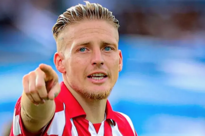 Santiago Ascacíbar, referente y capitán de Estudiantes de La Plata, durante uno de sus últimos encuentros con la camiseta del Pinch