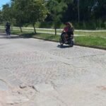 Tramo de Avenida Peñaloza con baches y roturas que serán intervenidos por el municipio.