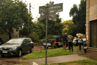 La esquina de Dr. Zavalla y Juan de Garay, en barrio Sur, donde se registró el tiroteo que dejó un fallecido. (Foto: El Litoral)