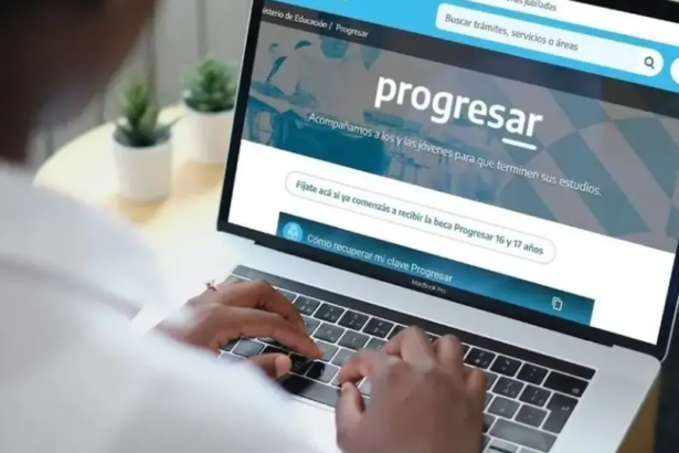 Estudiantes acceden al programa Becas Progresar, que brinda apoyo económico para garantizar la continuidad educativa en todo el país.