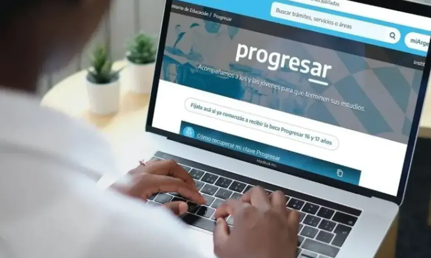 Estudiantes acceden al programa Becas Progresar, que brinda apoyo económico para garantizar la continuidad educativa en todo el país.