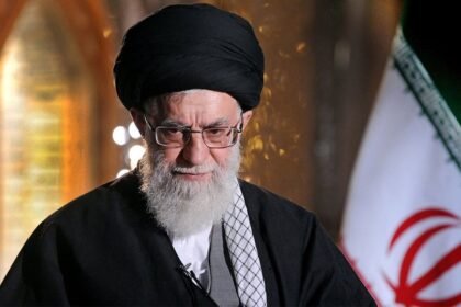 El ayatollah Ali Khamenei, líder supremo de Irán, durante una aparición pública en Teherán.