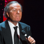 Julio Iglesias, uno de los artistas españoles más reconocidos a nivel internacional. Foto de archivo.
