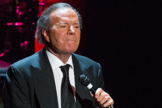 Julio Iglesias, uno de los artistas españoles más reconocidos a nivel internacional. Foto de archivo.