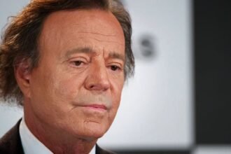 Julio Iglesias, durante una aparición pública, en una imagen de archivo del reconocido cantante español.