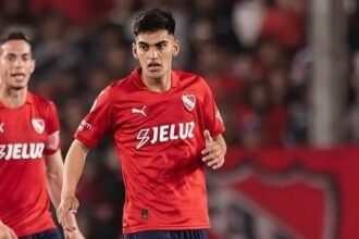 Kevin López, durante su paso por Independiente, en medio de un presente lleno de incertidumbre sobre su futuro futbolístico.
