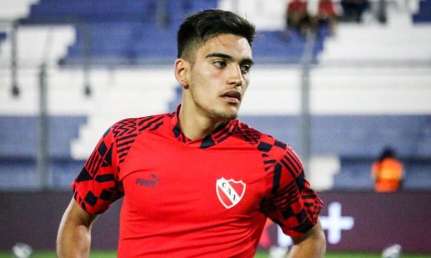 Kevin López, con la camiseta de Independiente de Avellaneda: el mediocampista entrenó con Colón en Santa Fe, pero finalmente no cerró su llegada y terminó acordando su incorporación a Instituto de Córdoba.