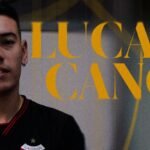 Lucas Cano posa con la camiseta de Colón en su presentación oficial como nuevo refuerzo del Sabalero. Foto: Prensa Colón