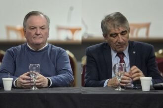Felipe Michlig y Fabián Bastia durante una reunión del Comité Provincial de la UCR Santa Fe. Foto de archivo.