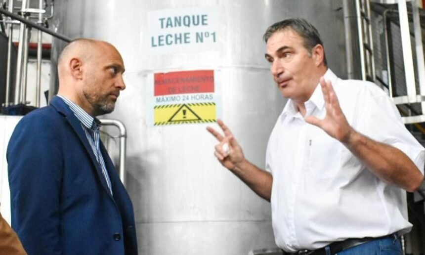 Producción lechera en Santa Fe, una de las principales actividades económicas y exportadoras de la provincia.