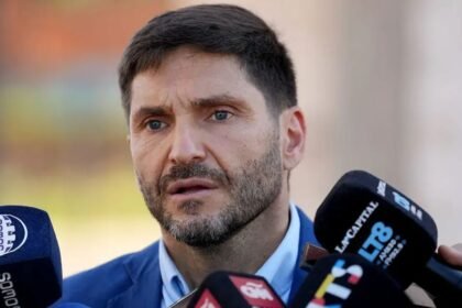 El gobernador de Santa Fe, Maximiliano Pullaro, durante una actividad oficial del Gobierno provincial.