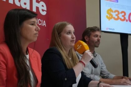 Autoridades provinciales presentaron el beneficio “Complemento Útiles” para empleados estatales con hijos en edad escolar.