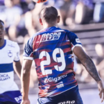 Unión igualó 1 a 1 con Defensor Sporting en Montevideo y cerró invicto su paso por la Serie Río de la Plata, con varios juveniles en cancha.