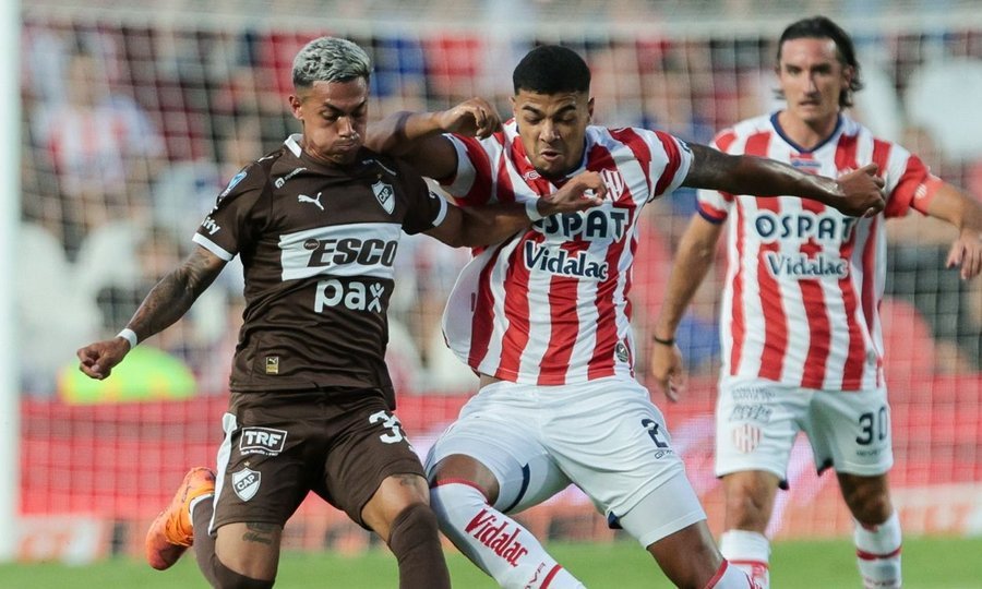 Unión y Platense disputaron un partido cerrado y sin goles en el estadio 15 de Abril por la Liga Profesional.