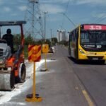 Tareas de bacheo sobre calle Demetrio Gómez, en el ingreso a Alto Verde.