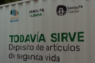 El nuevo Punto de Eco Carga funciona en el Parque Federal como una prueba piloto para promover la reutilización, el reciclaje y el consumo responsable en la ciudad de Santa Fe.