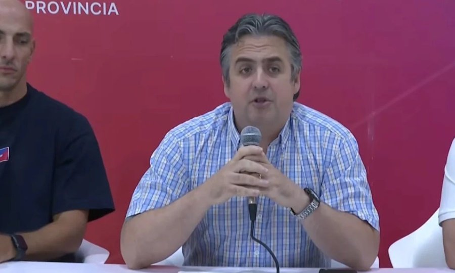 Pablo Cococcioni, ministro de Justicia y Seguridad de Santa Fe, durante una conferencia de prensa en la sede de Gobierno provincial.