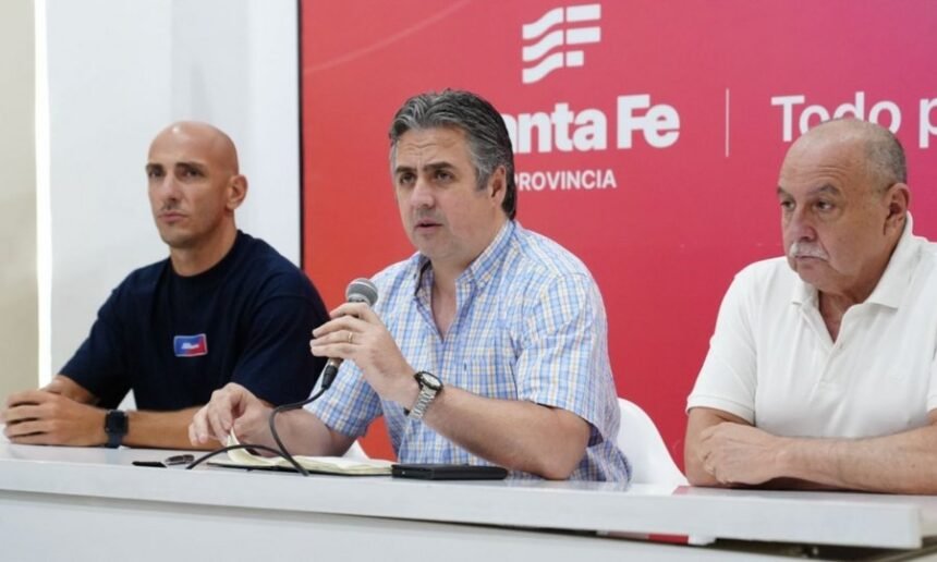 Pablo Cococcioni, ministro de Justicia y Seguridad de Santa Fe, durante una conferencia de prensa en la sede de Gobierno provincial.