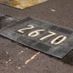 Dársenas recientemente demarcadas en el marco de la implementación del nuevo Sistema de Estacionamiento Medido (SEOM), como parte del ordenamiento del espacio público y la movilidad urbana.