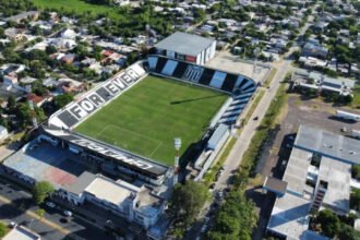 Vista general del estadio de Chaco For Ever en Resistencia, escenario habitual de sus partidos como local en la Primera Nacional. Foto de archivo.