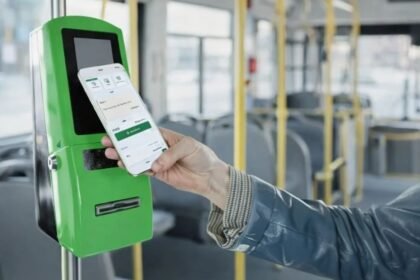 Promoción “Viajá gratis con Banco Santa Fe”, que incentiva el uso de pagos digitales en el transporte público.
