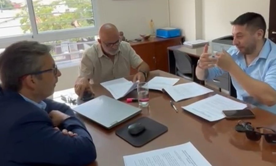 Presentación de la denuncia ante el Ministerio Público de la Acusación para solicitar la investigación de presuntas irregularidades vinculadas a una obra pública en San Javier.