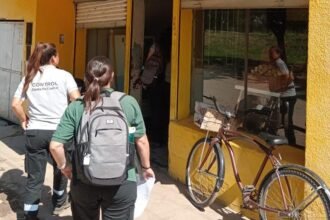 Inspectores municipales realizaron un operativo de control en una panadería de barrio Barranquitas Sur tras una denuncia ciudadana.