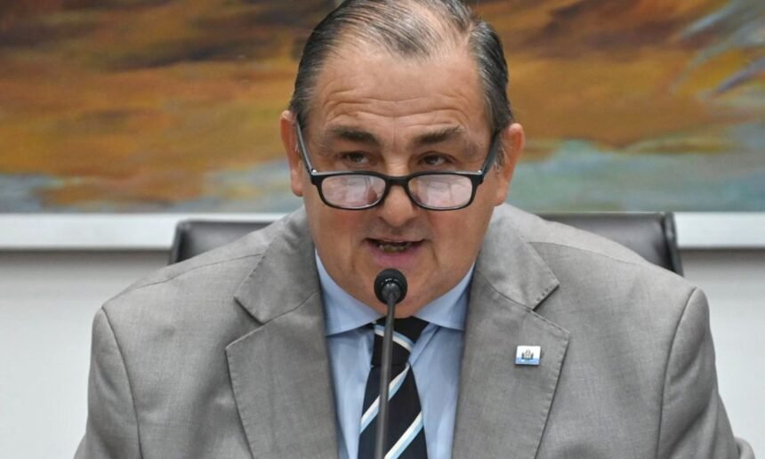 Juan Pablo Poletti, intendente de la ciudad de Santa Fe, durante una actividad oficial vinculada a la gestión municipal. Foto de archivo.