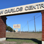Ingreso a la localidad de San Carlos Centro, en el departamento Las Colonias, provincia de Santa Fe.