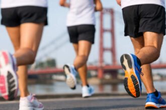 La carrera se disputará en un circuito por la Costanera Oeste de Santa Fe, con la prueba principal de 21 kilómetros y participación de corredores de toda la región.