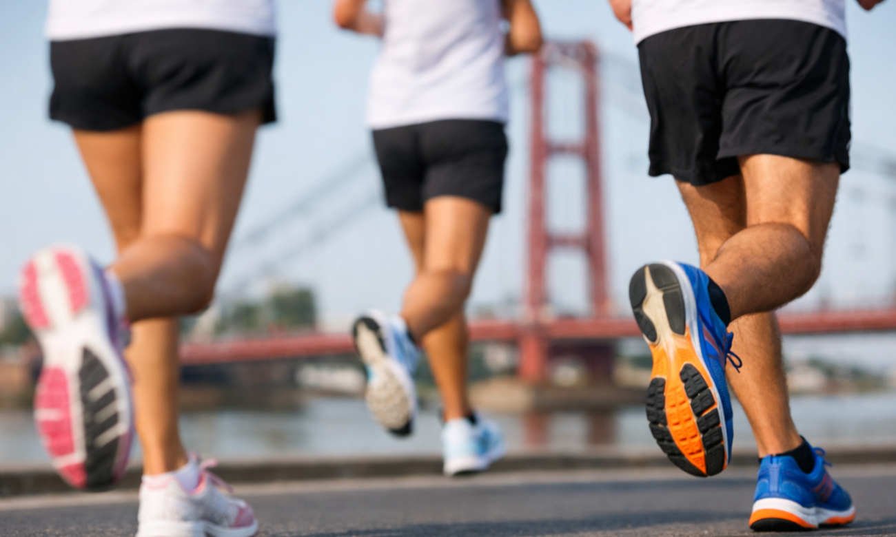 La carrera se disputará en un circuito por la Costanera Oeste de Santa Fe, con la prueba principal de 21 kilómetros y participación de corredores de toda la región.