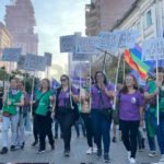 Movilización por el Día Internacional de la Mujer en el centro de Santa Fe con organizaciones y manifestantes que reclaman derechos e igualdad.Movilización por el Día Internacional de la Mujer en el centro de Santa Fe con organizaciones y manifestantes que reclaman derechos e igualdad.