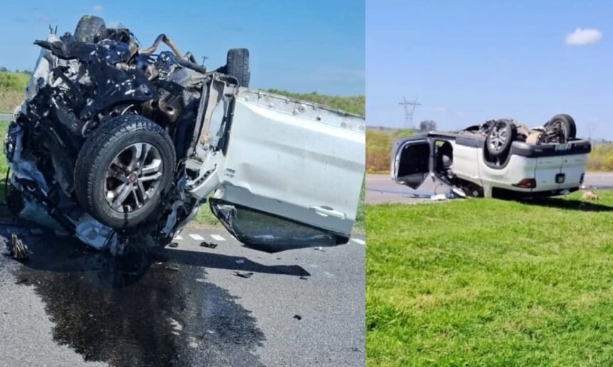 La camioneta Fiat Toro quedó partida en dos tras el violento choque con un colectivo en la autopista Rosario–Santa Fe. Foto: Gentileza.