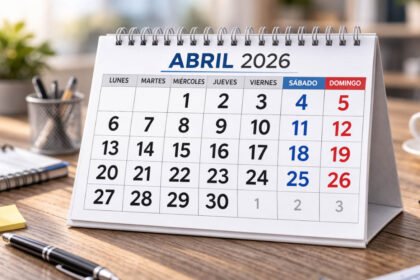 Calendario ilustrativo de abril de 2026, con un mes marcado por jornadas ideales para planificar actividades, viajes y descansos.
