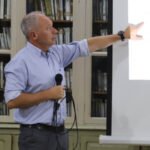 El intendente Elvio Cotterli durante su discurso en la apertura de sesiones ordinarias del Concejo Municipal de Laguna Paiva.