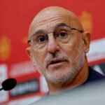 Luis de la Fuente brinda una conferencia de prensa como entrenador de la Selección de España, en una imagen de archivo.