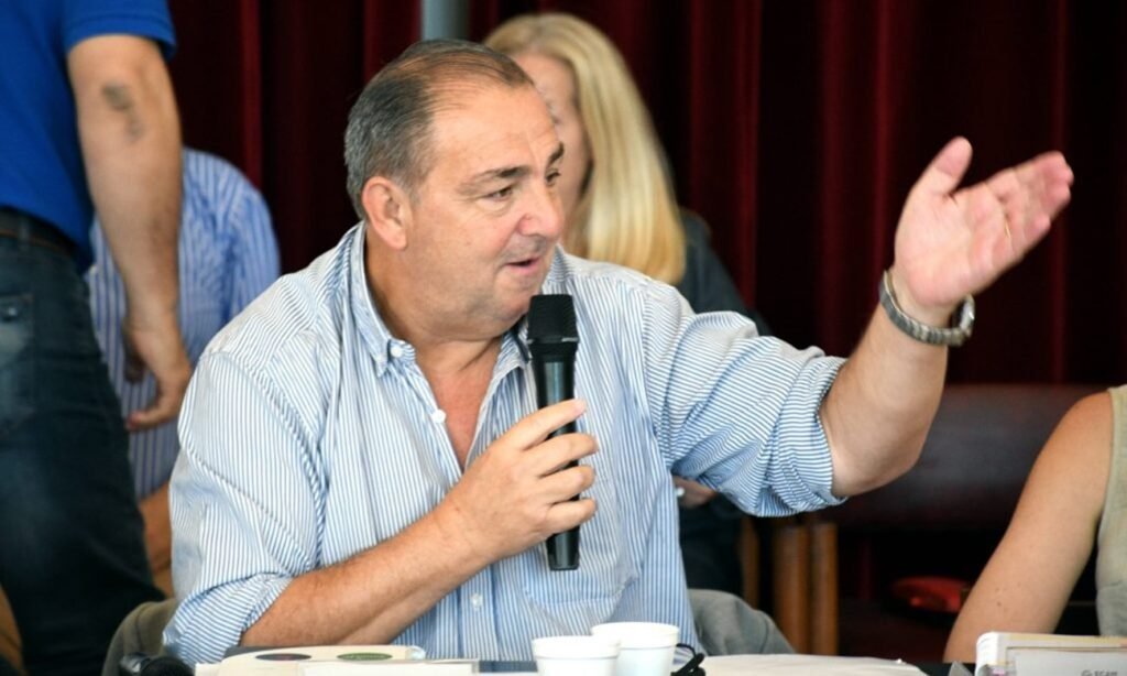Juan Pablo Poletti, intendente de Santa Fe y presidente del ECAM, en una actividad oficial. Foto de archivo.
