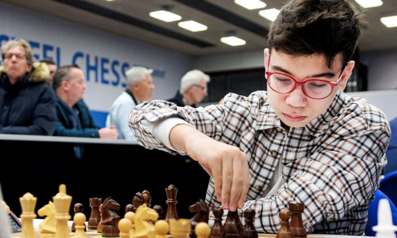 Faustino Oro durante una competencia internacional de ajedrez. Foto: archivo.