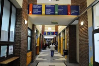 Interior del Hospital de Niños Dr. Orlando Alassia de la ciudad de Santa Fe. Foto de archivo.
