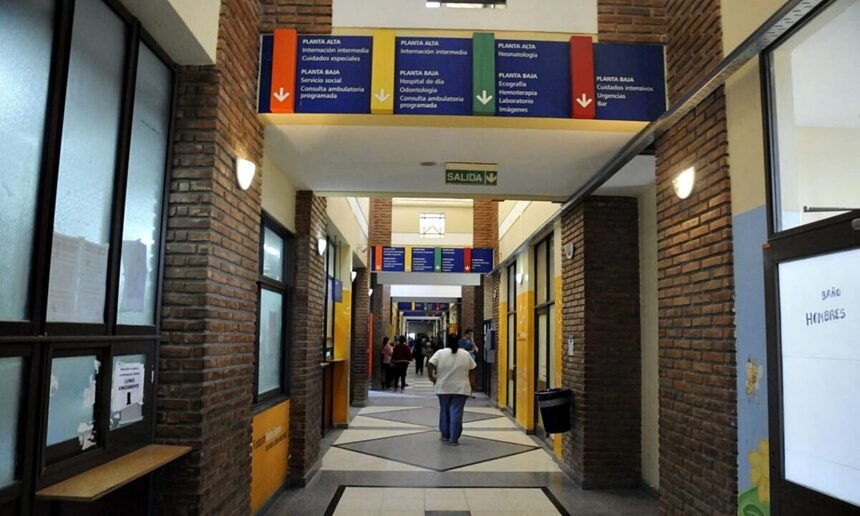 Interior del Hospital de Niños Dr. Orlando Alassia de la ciudad de Santa Fe. Foto de archivo.