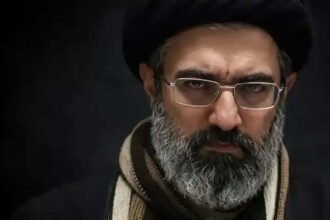 Imagen de archivo del líder supremo iraní Mojtaba Jamenei durante una intervención pública en Irán.