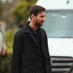 Lionel Messi ingresa al predio de la AFA en Ezeiza para participar de una jornada de entrenamiento con la Selección argentina. Foto de archivo.