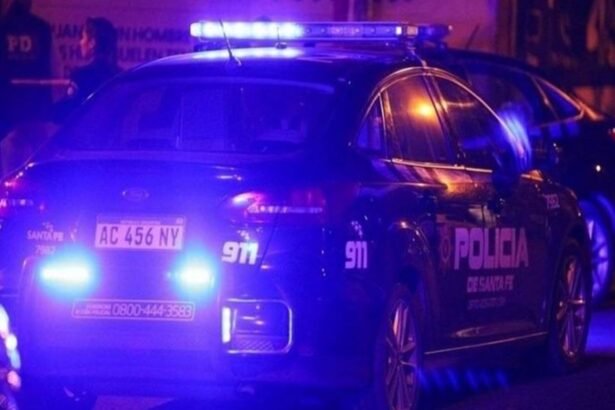 Móvil policial de Santa Fe durante un operativo. Foto ilustrativa.