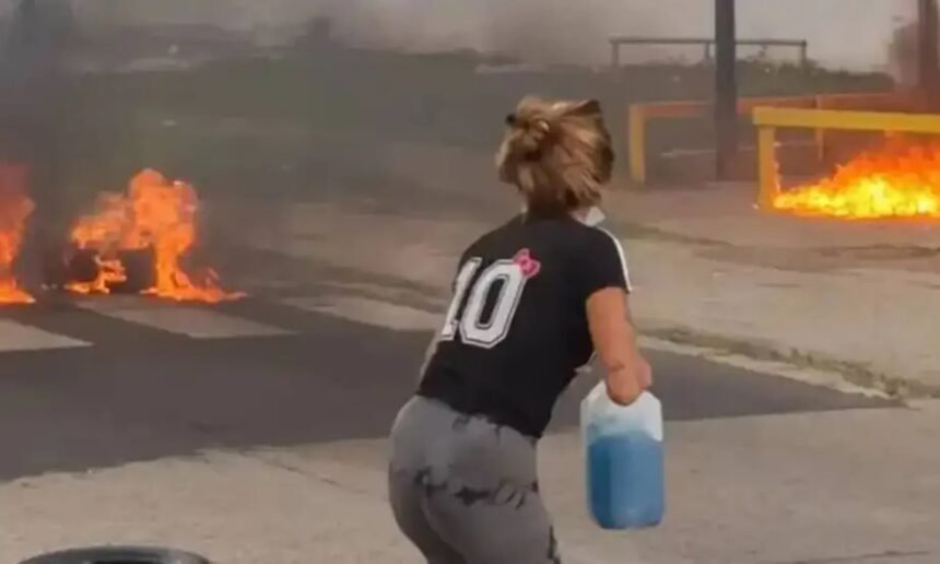Familiares y allegados se manifestaron frente a la Unidad Penal Nº1 de Paraná tras la muerte de un detenido.