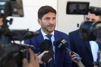 El gobernador de Santa Fe, Maximiliano Pullaro, durante una actividad oficial. Foto de archivo.